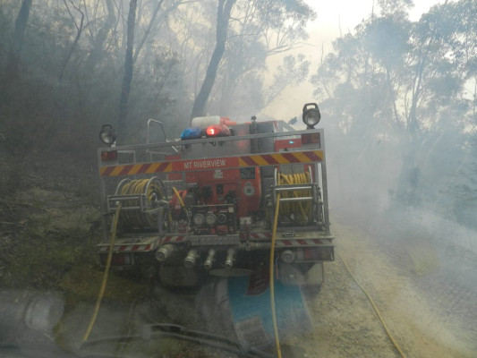 Mt Riv brigade took part in a large hazard reduction burn of 2,487 hectares near St Helena in the Blue Labyrinth in Blue Mountains National Park in March 2013